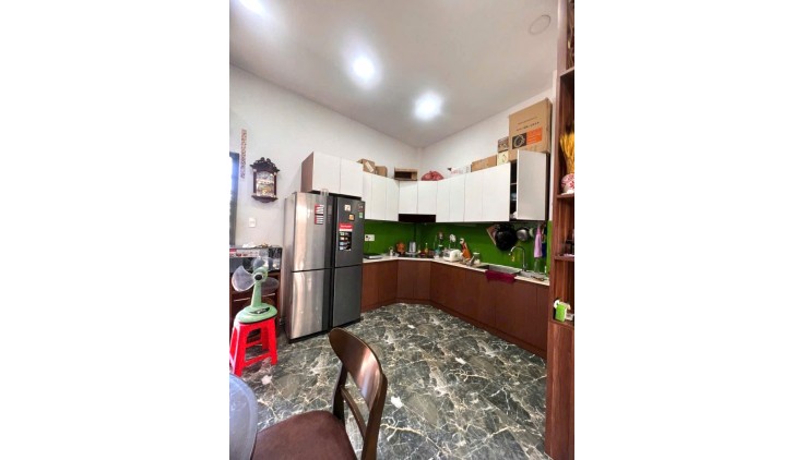 Bán Nhà 3 Tầng Mới Đẹp Hẻm Xe Hơi 56m2_5.3*10.5 Gần Vincom Lê Văn Việt  Chỉ 6.3 tỷ Hiếm Có
